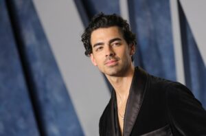Joe-Jonas-2023-vanity-fair-billboard-1548.jpg