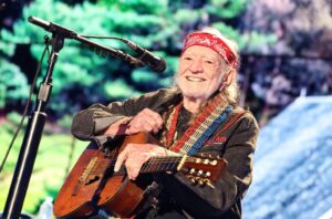 Willie-Nelson-Farm-Aid-2022-a-5-billboard-1548.jpg