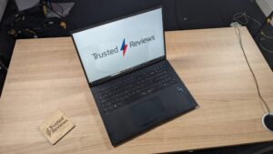 Šis „LG Gram“ nešiojamojo kompiuterio pasiūlymas yra produktyvumo sandoris