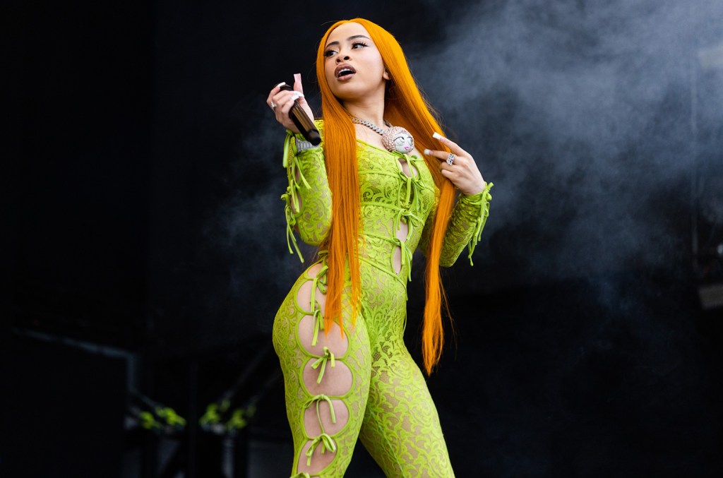 „Ice Spice“ atsiprašė po Australijos festivalio atsako