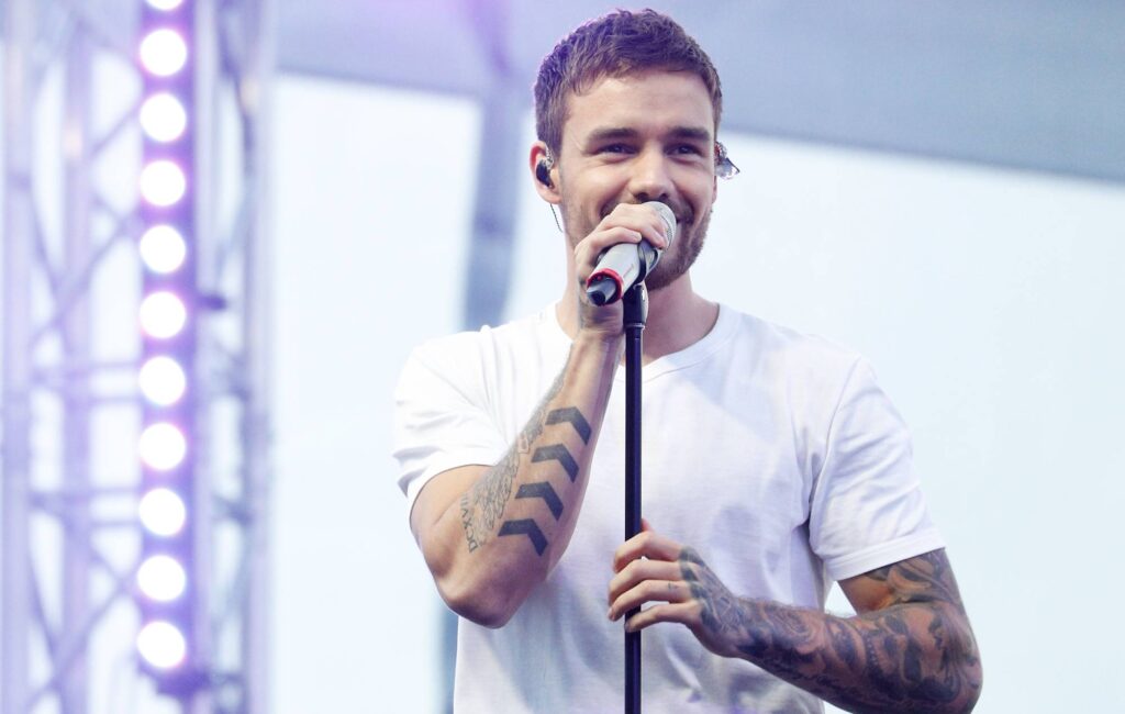 „Netflix“ serija „Building The Band“, kad judėtų į priekį po