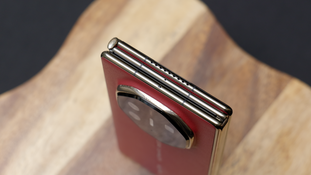 JK neįtraukta į „Huawei Mate XT Tri-Fold Global“ paleidimą