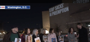 Tėvai prieštarauja kongresui dėl „Big Tech“ siekio sukurti federalinį skydą