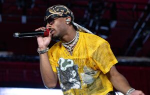 D4vd suimtas, įtariamas paauglės, rastos jo Tesloje, nužudymu