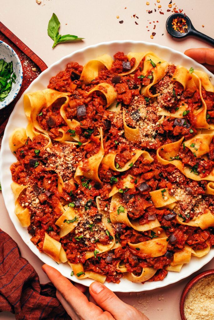 Easy Eggplant Bolognese (1 Pot!)